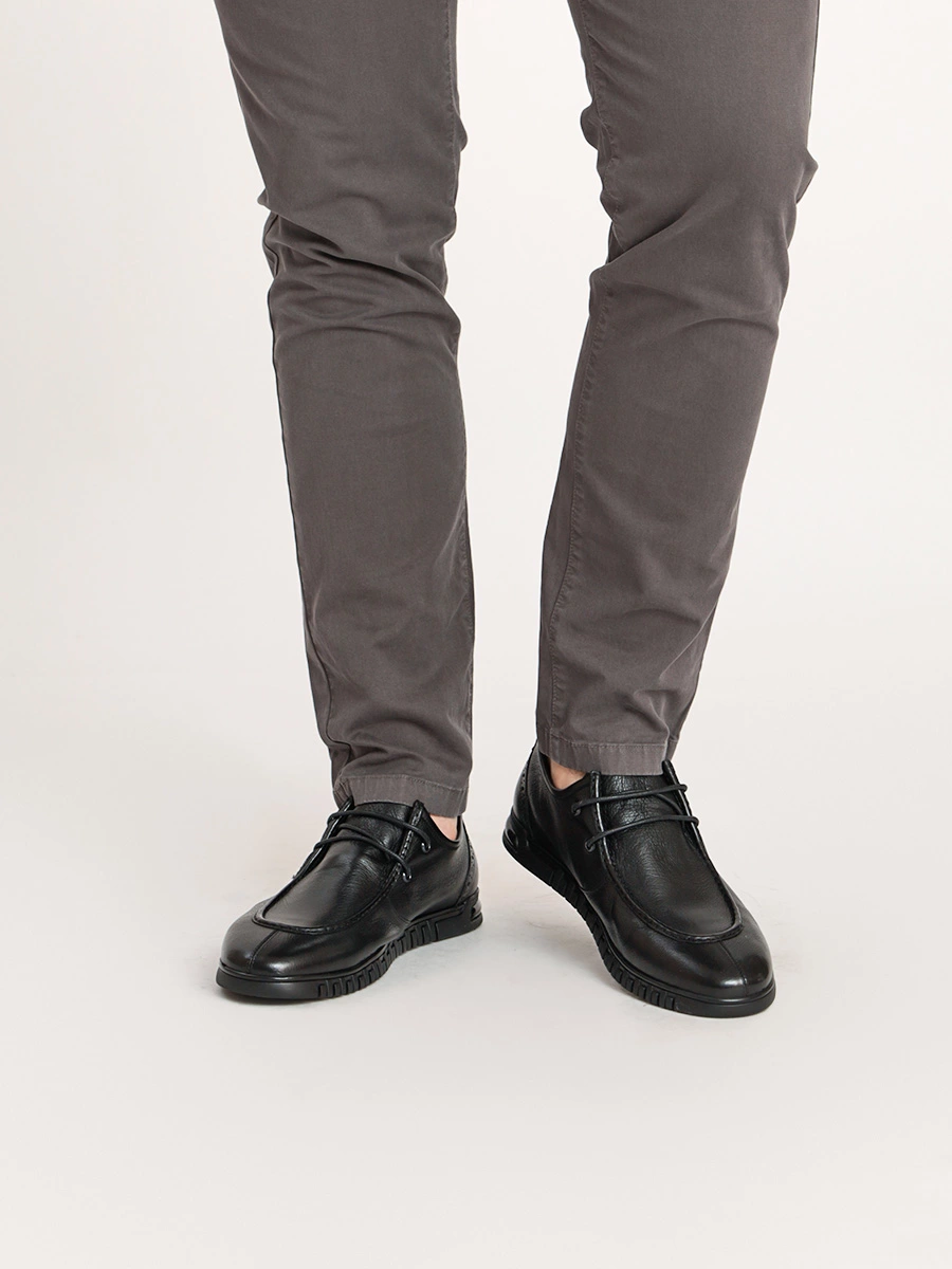 Туфли черные с объемным швом